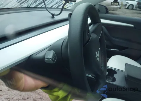 2021 Tesla Model 3 Performance Dual Motor All-Wheel Drive from USA, damaged, VIN 5YJ3E1EC3MF037784